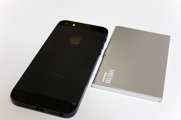 iPhone5とサイズを比較