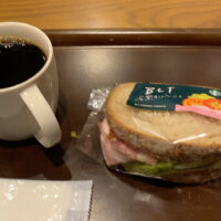 BLT サンドイッチ