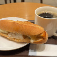 きのこクリームのチキン＆モッツァレラ 石窯フィローネ