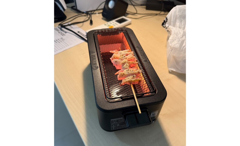 山善の減煙電気七輪（ESR-Q100）