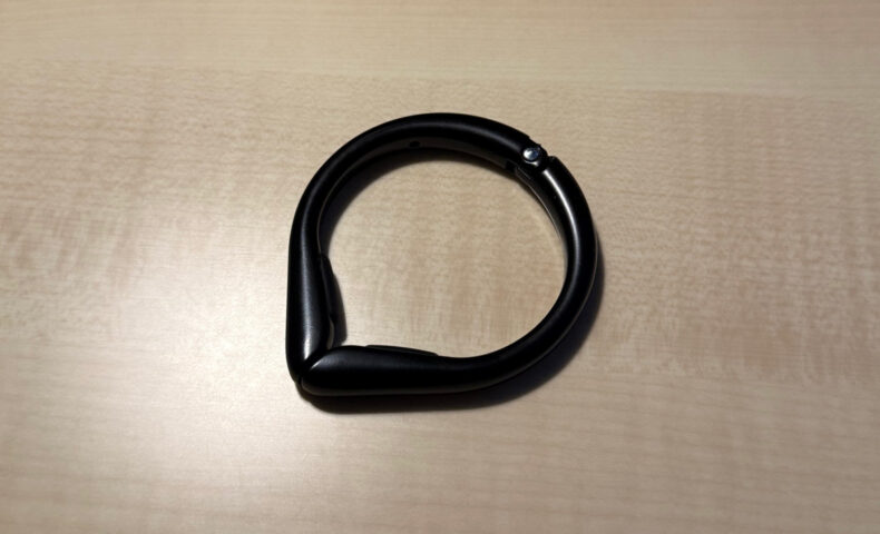 enGMOLPHY バッグハンガー