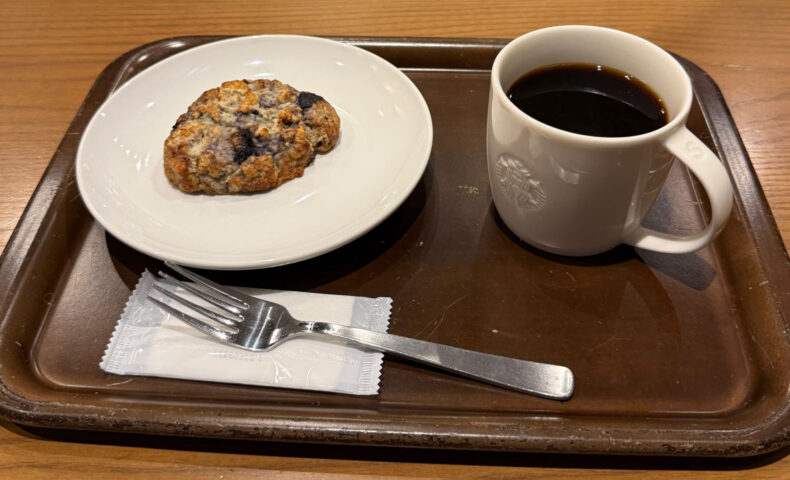 ブルーベリースコーンとドリップ